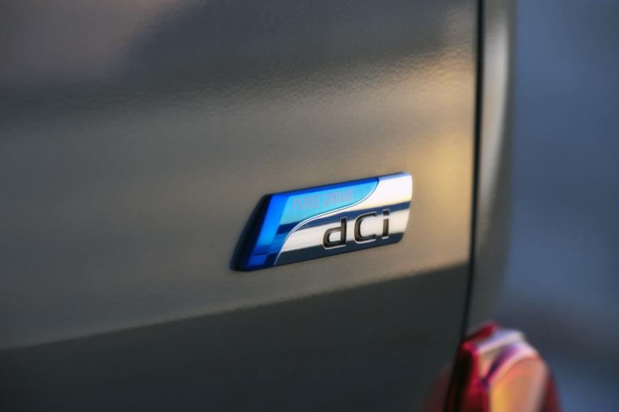 Nissan NV200 2009 года  (фото 76 из 108)